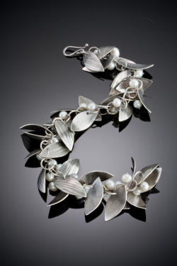 Unique sales jewelry artists